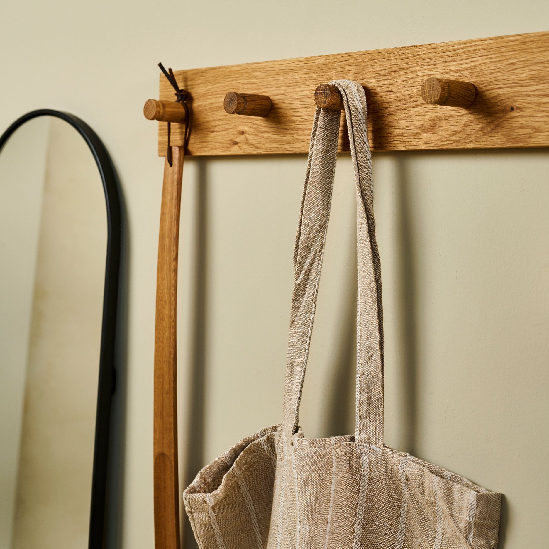 Samsø Vintage knagerække i FSC certificeret egetræ, L90 cm